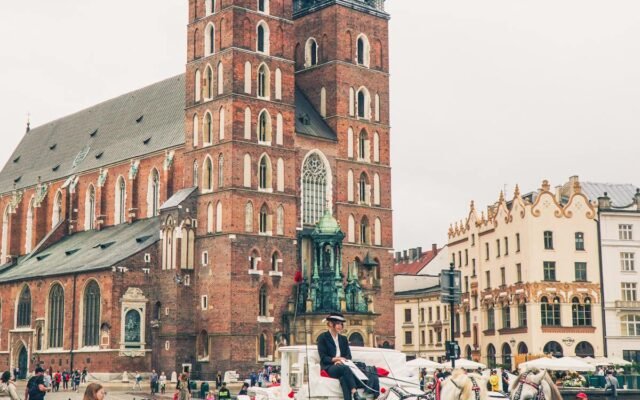 Dorożka przy Bazylice Mariackiej w Krakowie